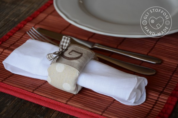 portatovaglioli country 2iniziali